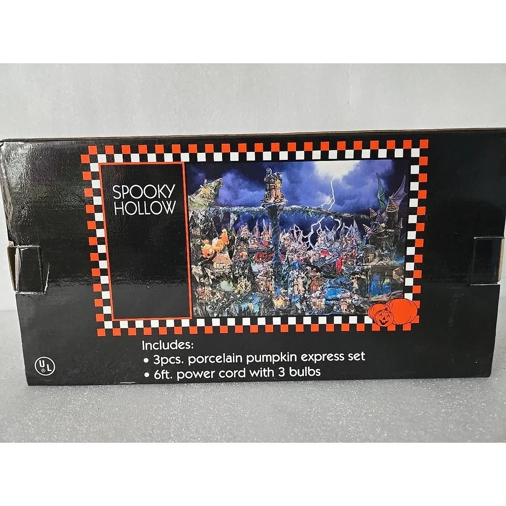 Spooky Hollow Lighted Porcelain Halloween Pumpkin Express 3 Train Set 1997 Light
